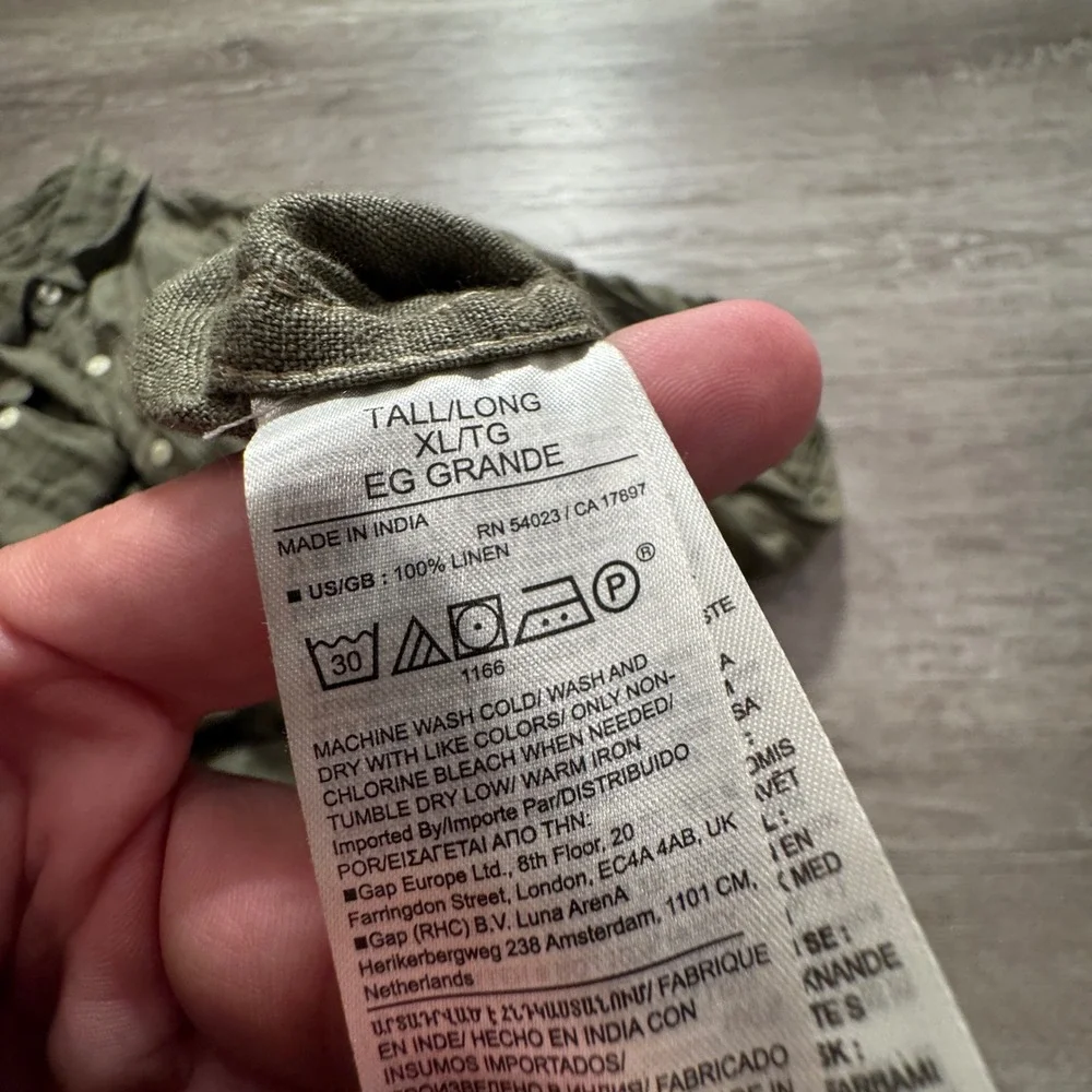 Banana Republic Shirt Mens XL Green 100% Linen Standard Fit Casual Costal Summer